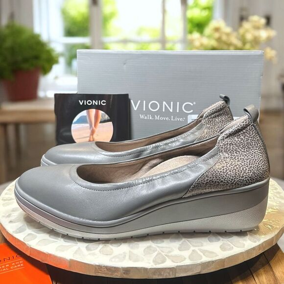 Vionic Jacey Orthotic Supportive Leather Leopard Comfort Wedge Women’s 11 Wide - Picture 1 of 12